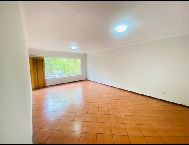 2 BEDROOM APARTMENT FOR SALE IN NEW REDRUTH
